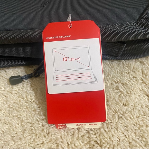 North Face Lineage Pack 20L Backpack Aspha… - Picture 9 of 13